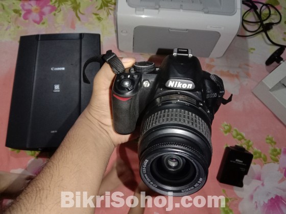 Nikon DSLR Camera D3100........18''/55'' mm